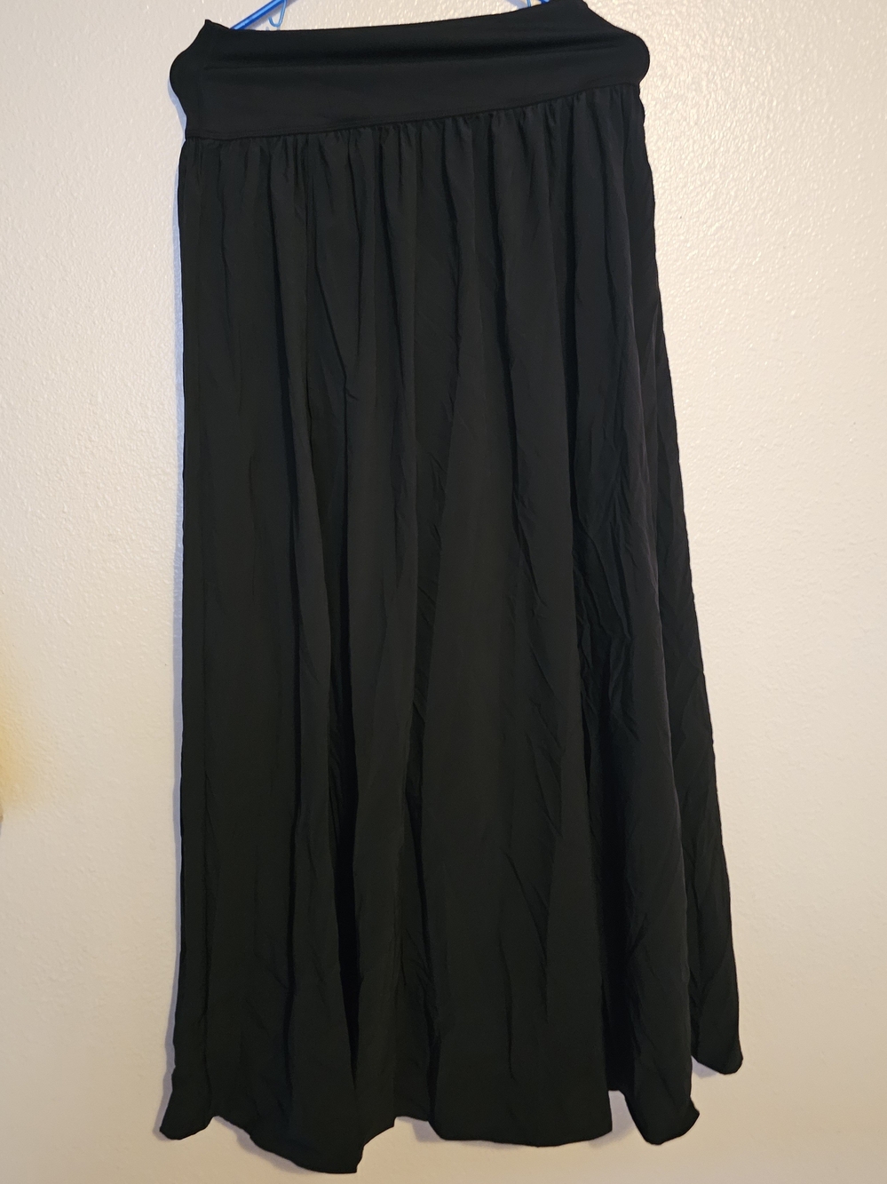Halara Breezeful 2-in-1 Flowy Maxi Skirt Black NWT Size S..